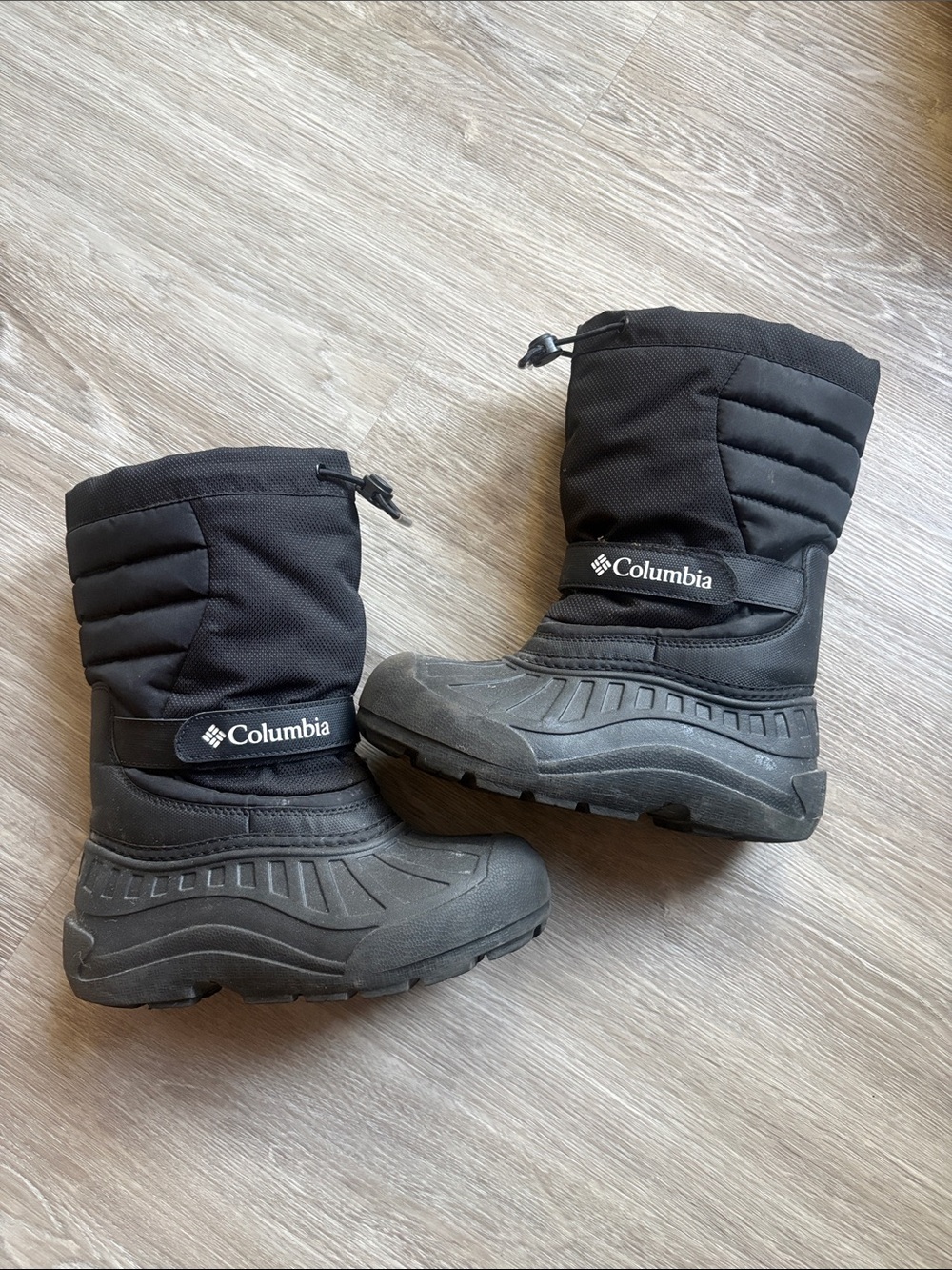 Columbia Kids Black Insulated Winter Boots
